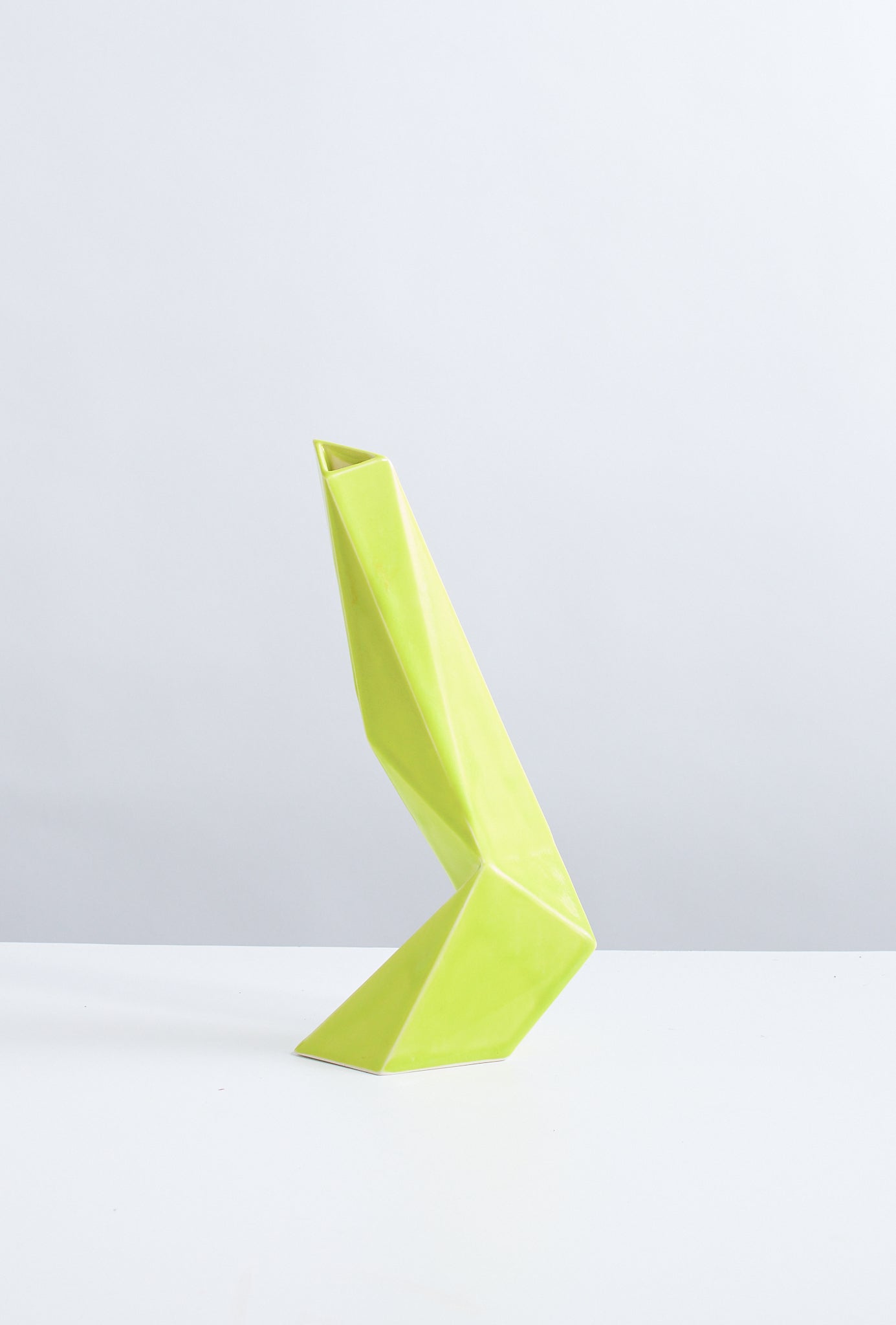 Brooks Oliver — Geometric Vessel