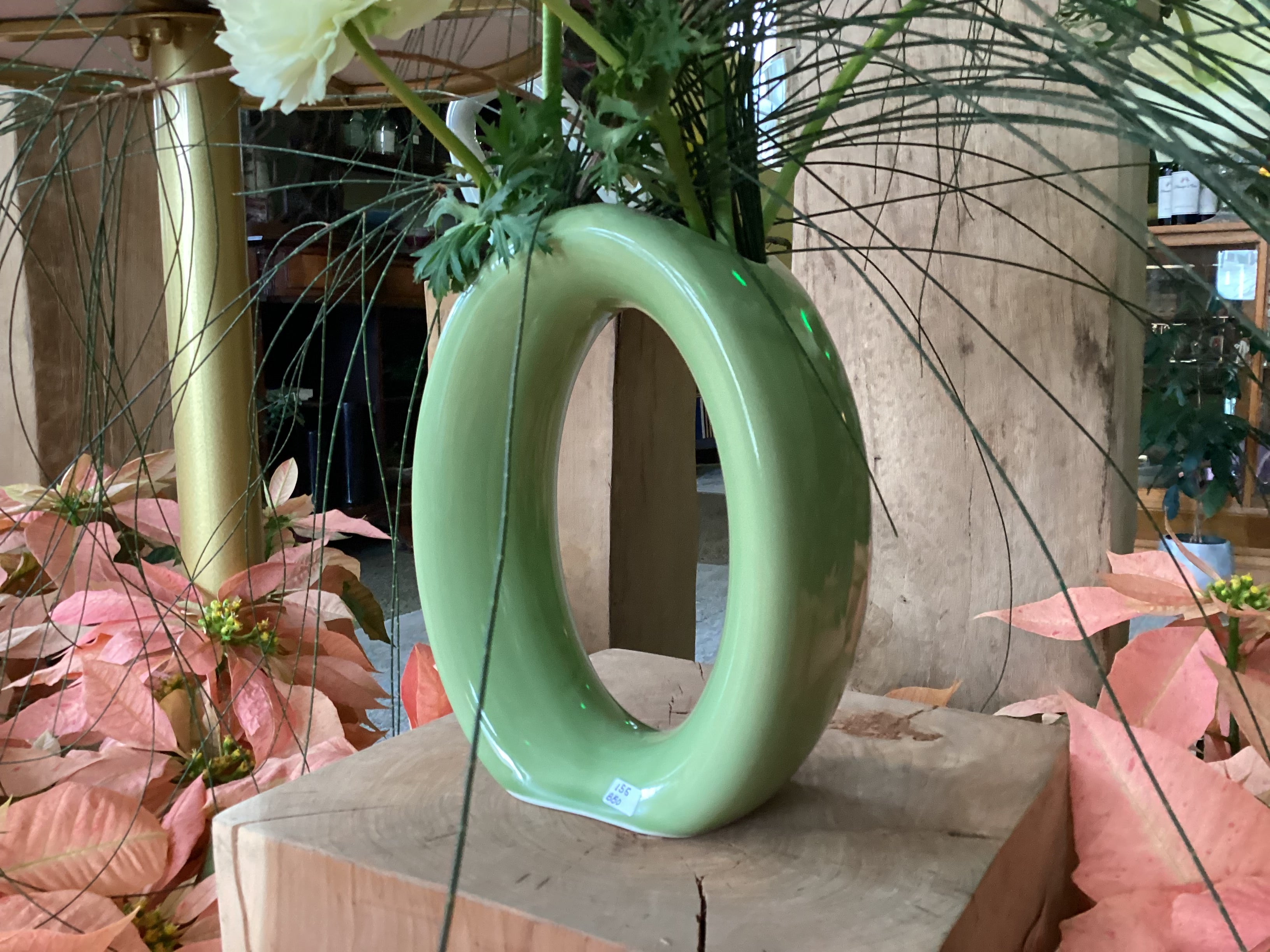 O vase Brooks Oliver — handmade ceramic | Twelve Thirty Four
