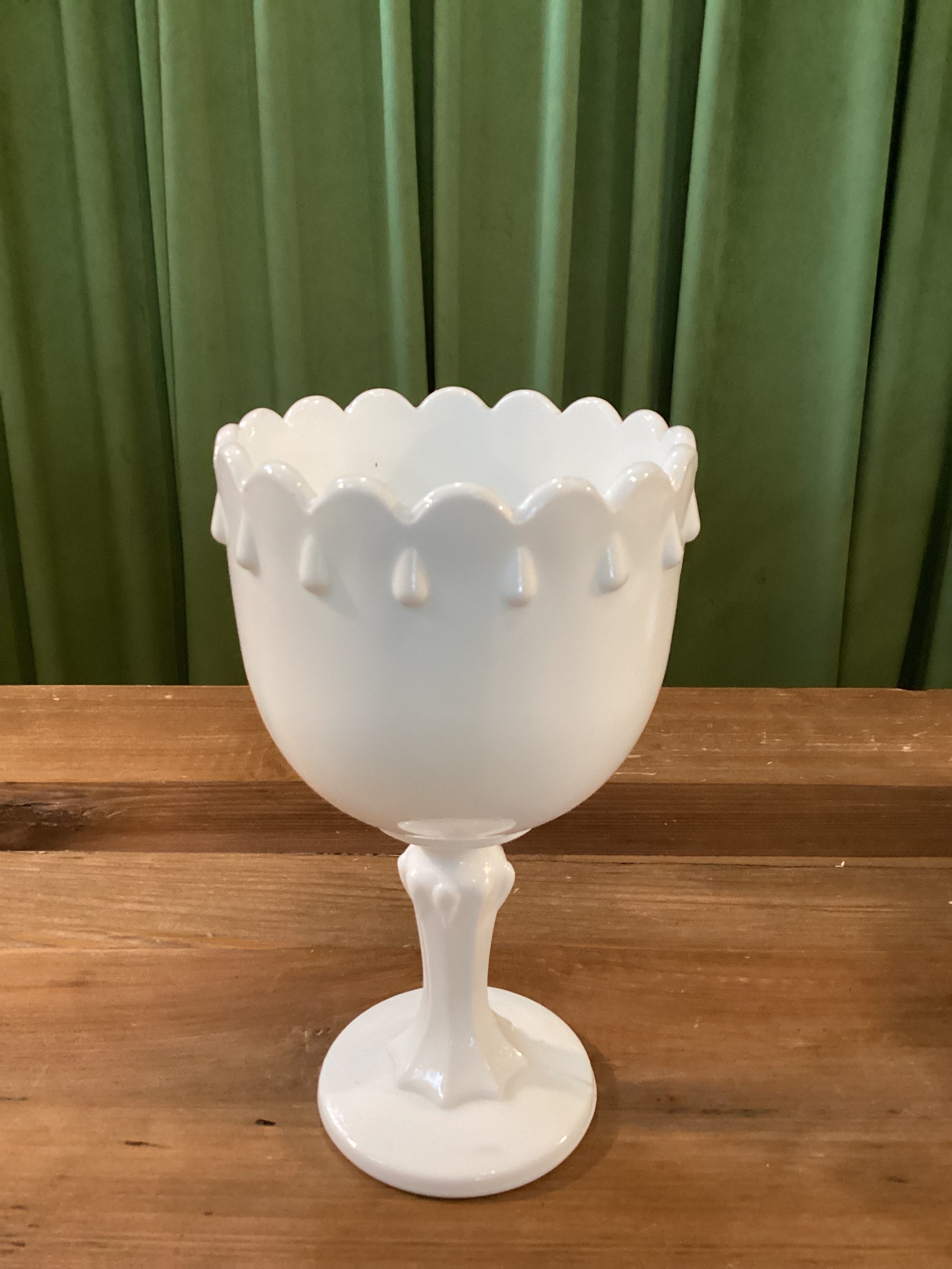 Milk Glass Vase | Twelve Thirty Four