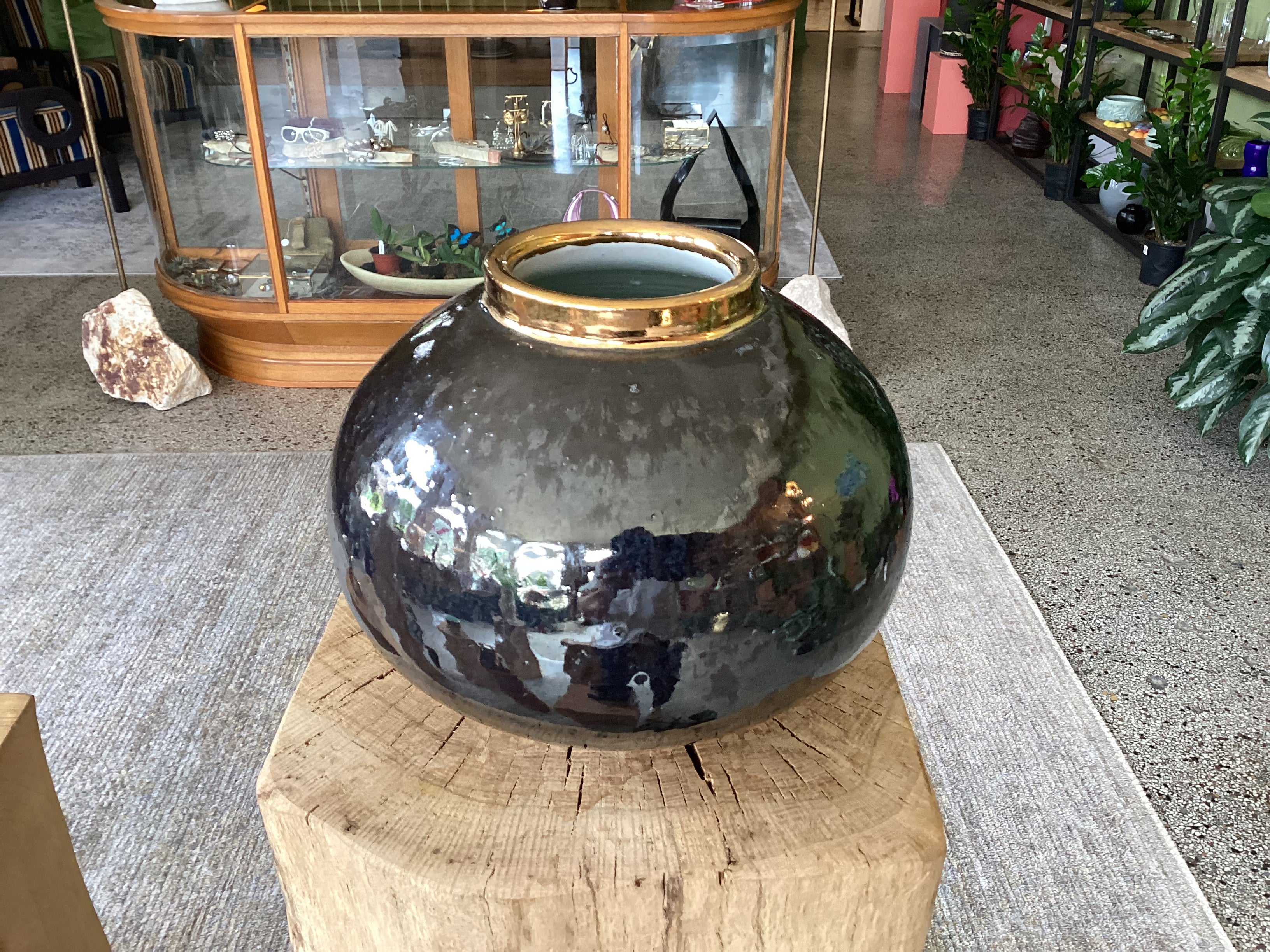 Chase Gamblin — Round Vase