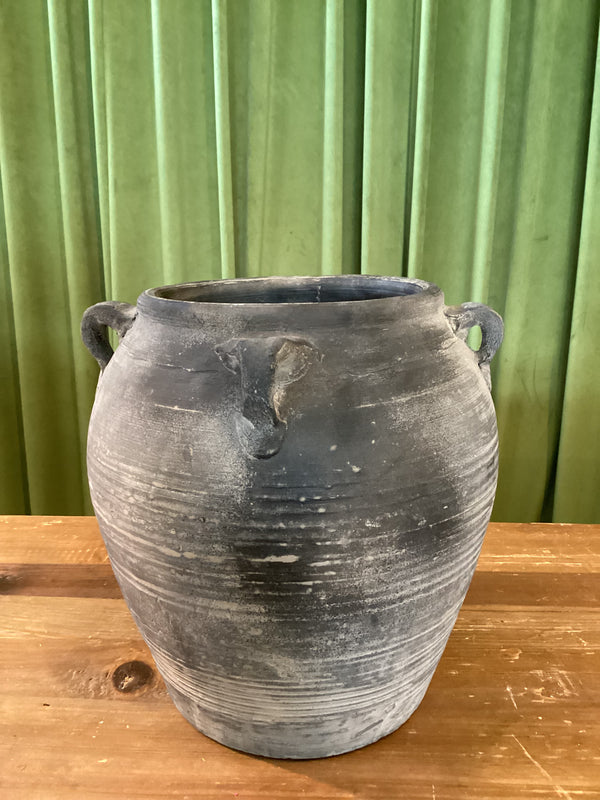 Kenya Vase | Twelve Thirty Four