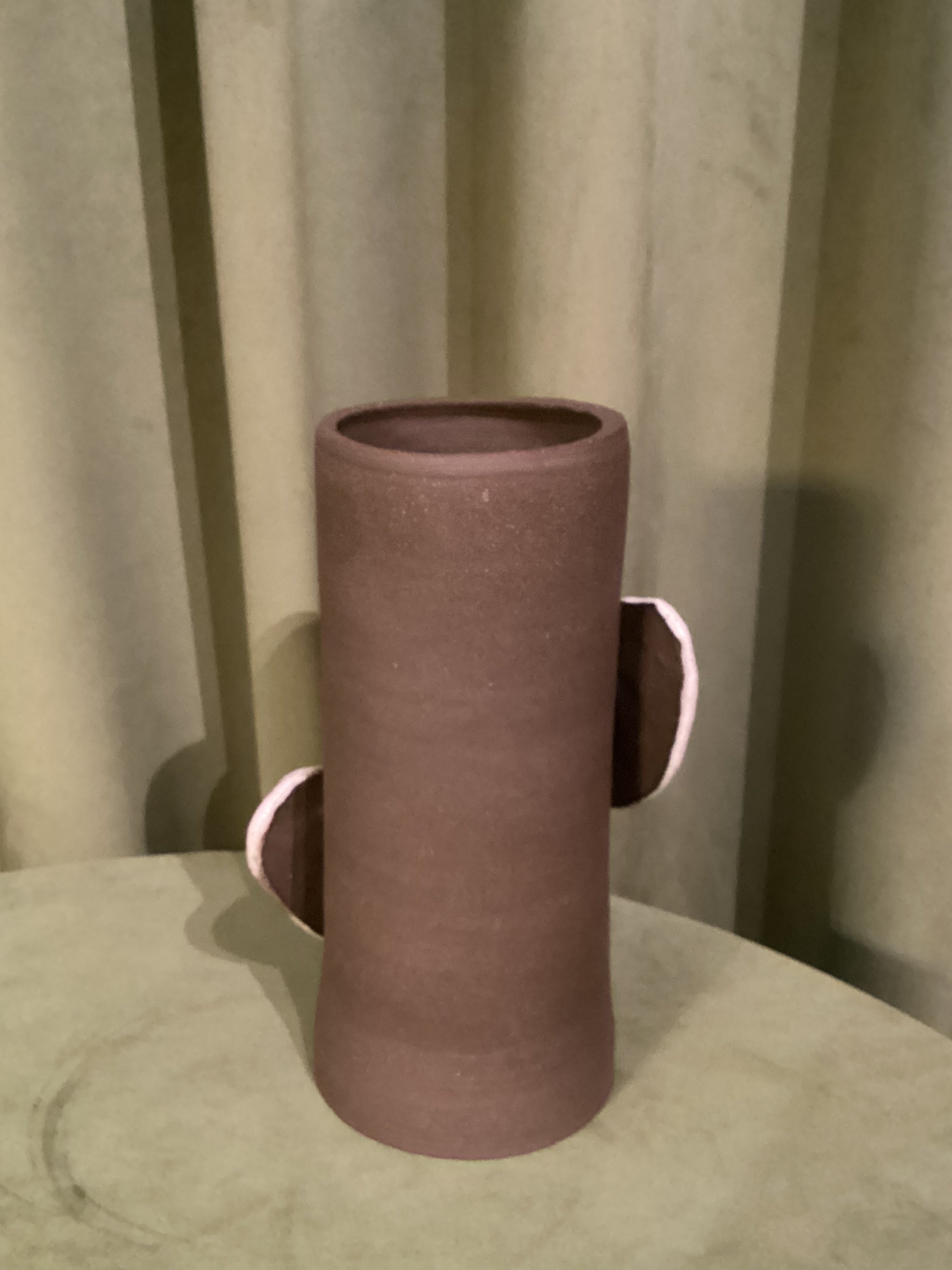 Daria Vase